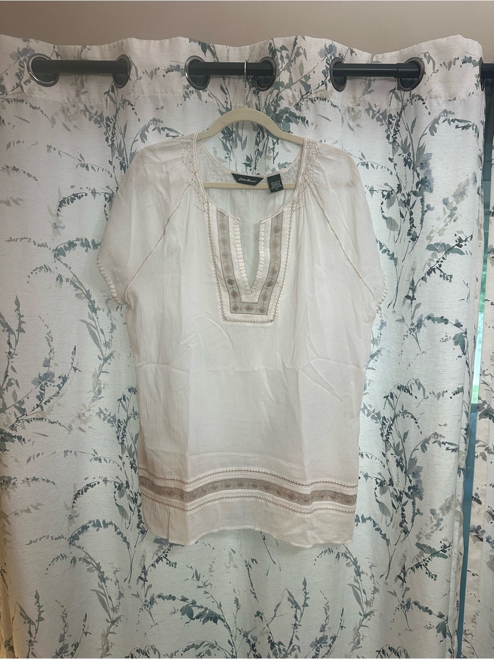 Eddie Bauer Cream Embroidered Peasant Tunic